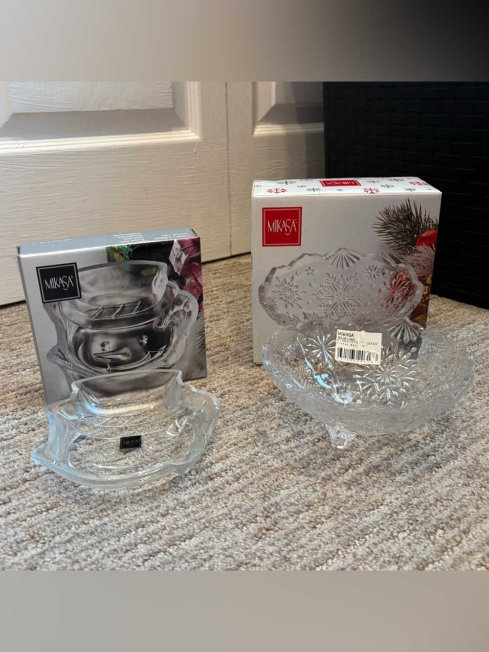 Vintage New In Box Mikasa Set of 2 Winter Candy/Sweets Dishes